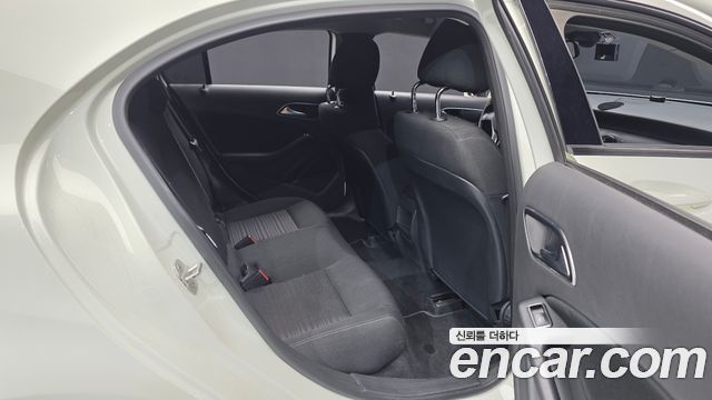 Mercedes-Benz A-Class (W176) A200 CDI 2014 — фото 16