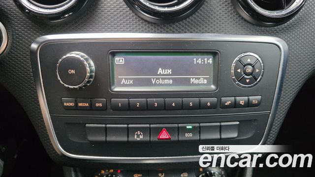 Mercedes-Benz A-Class (W176) A200 CDI 2014 — фото 19