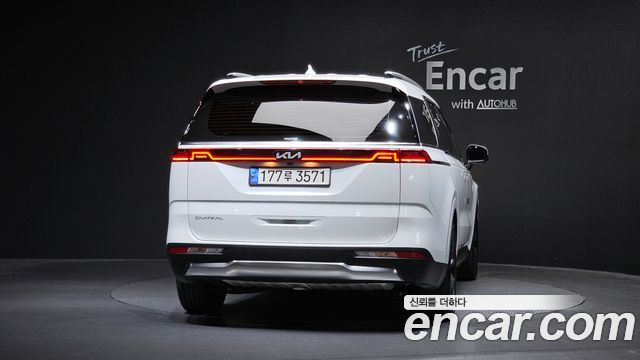 Kia Carnival (IV) Gasoline 9-Seater Signature 2023 — фото 4