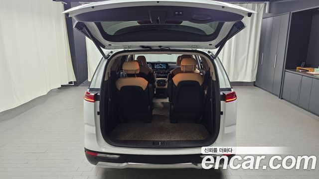 Kia Carnival (IV) Gasoline 9-Seater Signature 2023 — фото 20