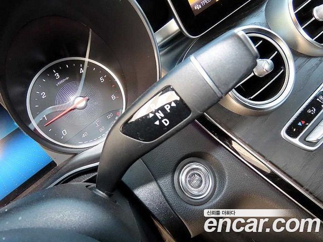Mercedes-Benz C-Class (W205) C220 d 4MATIC AMG Line 2019 — фото 9