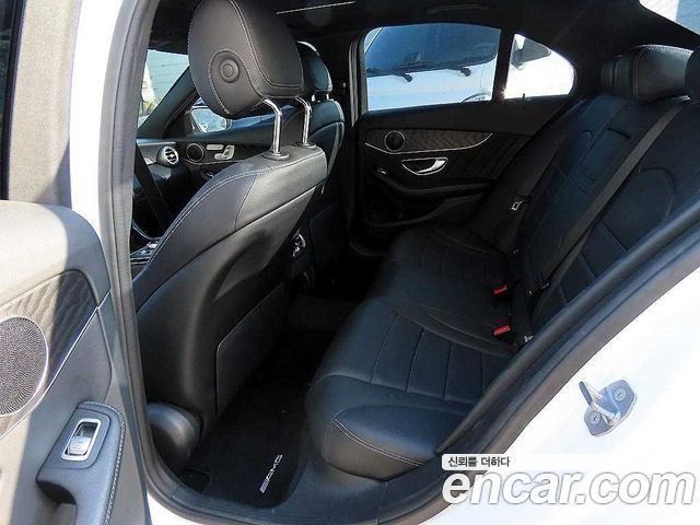 Mercedes-Benz C-Class (W205) C220 d 4MATIC AMG Line 2019 — фото 10