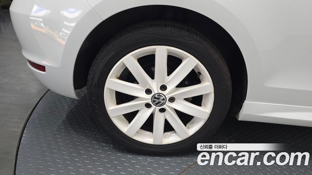 Volkswagen Golf (VI) 2.0 TDI Cabriolet 2013 — фото 30