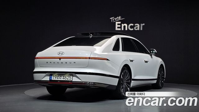 Hyundai Grandeur Hybrid (GN7) Calligraphy 2025 — фото 2