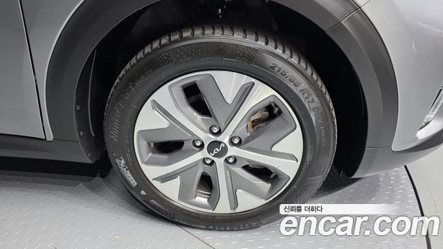 Kia Niro EV Prestige 2022 — фото 21