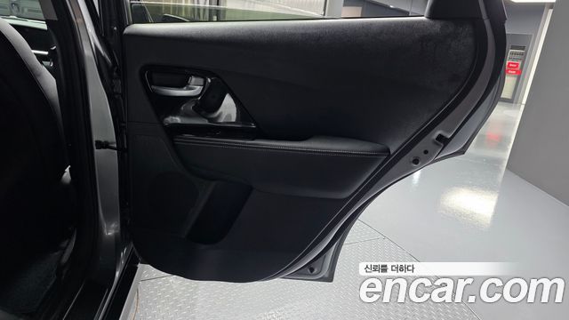 Kia Niro EV Prestige 2022 — фото 25
