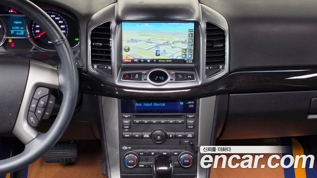 Chevrolet Captiva 4WD LTZ 2015 — фото 15
