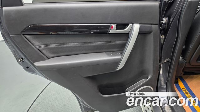 Chevrolet Captiva 4WD LTZ 2015 — фото 25
