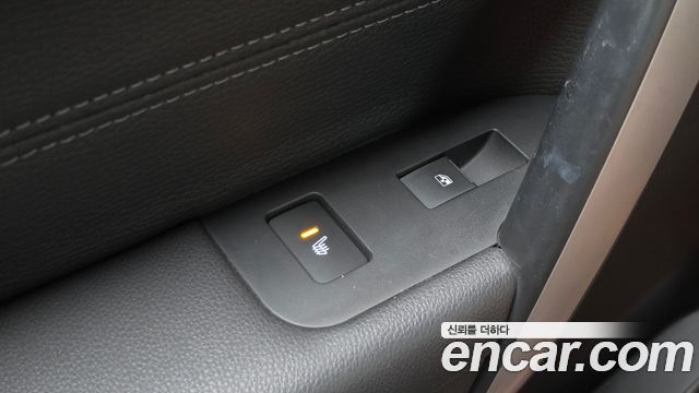Chevrolet Captiva 4WD LTZ 2015 — фото 27