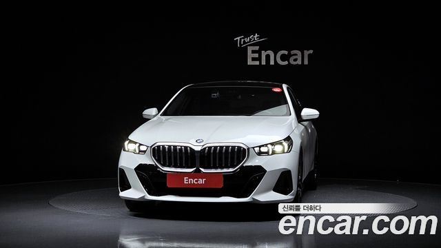 BMW 5 Series (G60) 523d M Sport 2025 — фото 3