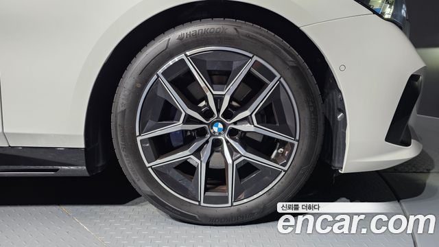 BMW 5 Series (G60) 523d M Sport 2025 — фото 21