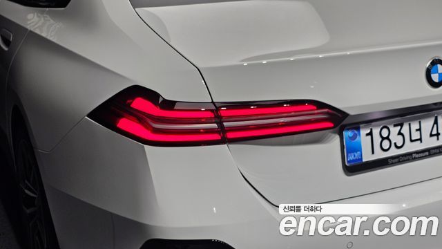 BMW 5 Series (G60) 523d M Sport 2025 — фото 23