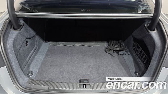 Audi A6 2.0 TDI Dynamic C7 2014 — фото 20