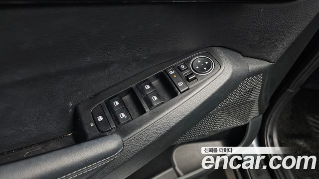Kia Seltos Gasoline 2.0 2WD Signature 2023 — фото 17