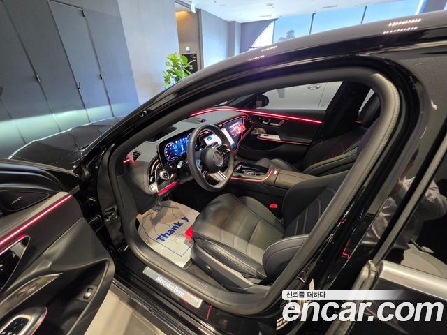 Mercedes-Benz E-Class (W214) E300 4MATIC AMG Line 2025 — фото 10