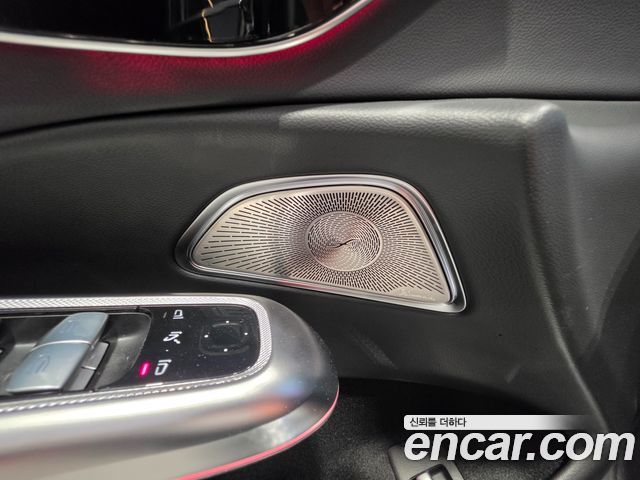 Mercedes-Benz E-Class (W214) E300 4MATIC AMG Line 2025 — фото 18