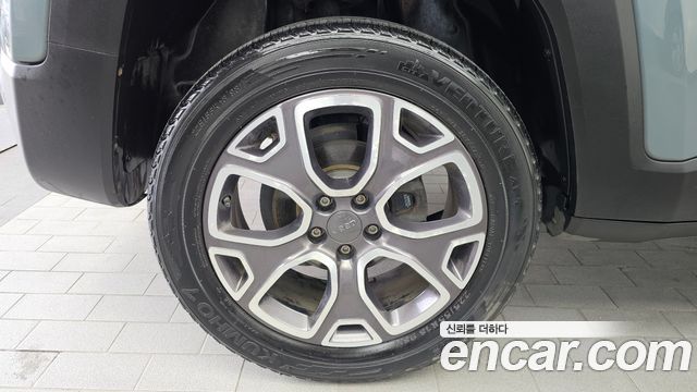 Jeep Renegade 2.0 Diesel Limited AWD 2015 — фото 5
