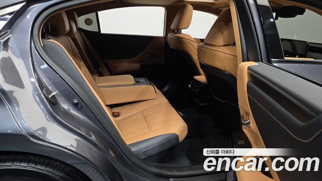 Lexus ES300h (VII) Luxury Plus 2023 — фото 12