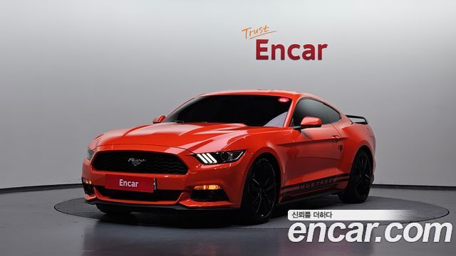 Ford Mustang Coupe 2015 — фото 1
