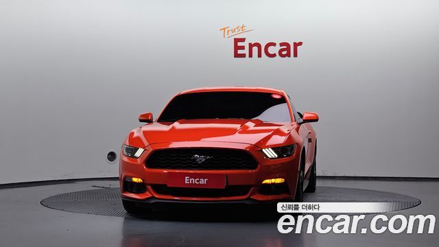 Ford Mustang Coupe 2015 — фото 3
