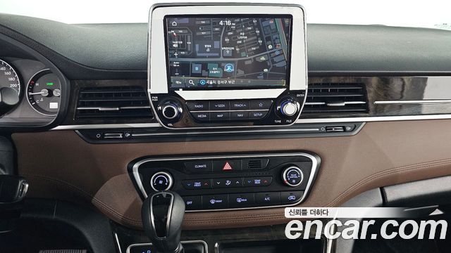 Hyundai Grand Starex Urban 9-Seater Exclusive 2021 — фото 14