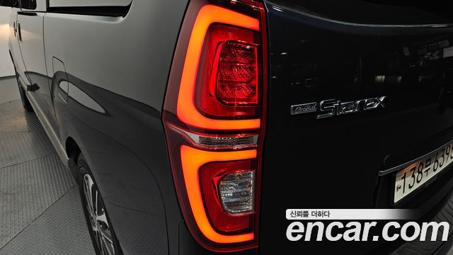 Hyundai Grand Starex Urban 9-Seater Exclusive 2021 — фото 23