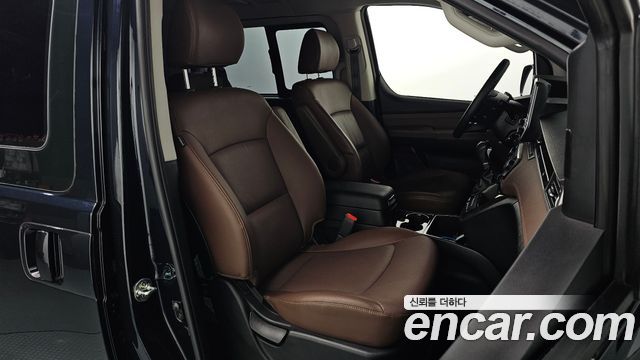 Hyundai Grand Starex Urban 9-Seater Exclusive 2021 — фото 26
