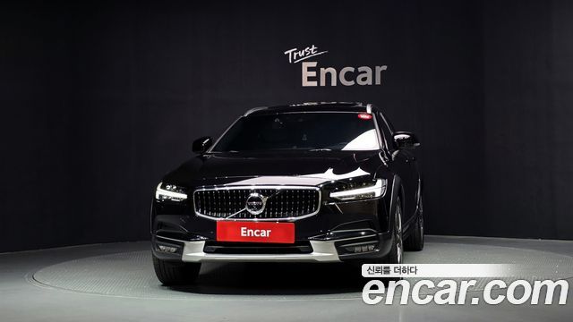 Volvo V90 Cross Country T5 Pro AWD 2018 — фото 3