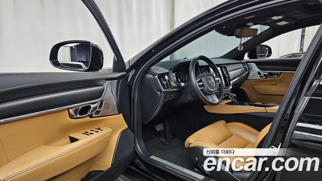 Volvo V90 Cross Country T5 Pro AWD 2018 — фото 10