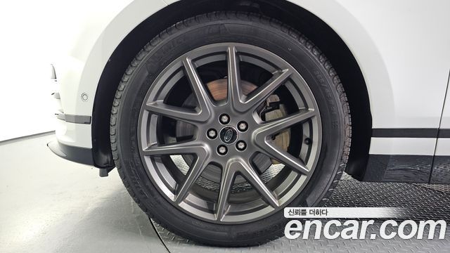 Land Rover Range Rover Velar 3.0 P400 Dynamic HSE 2024 — фото 5