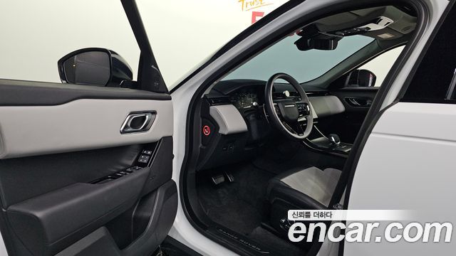 Land Rover Range Rover Velar 3.0 P400 Dynamic HSE 2024 — фото 10