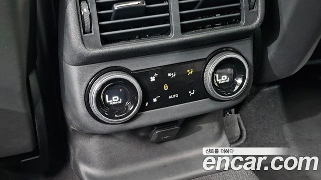 Land Rover Range Rover Velar 3.0 P400 Dynamic HSE 2024 — фото 19