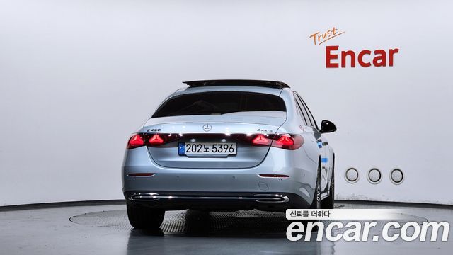 Mercedes-Benz E-Class (W214) E450 4MATIC Exclusive 2024 — фото 4