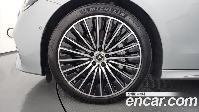 Mercedes-Benz E-Class (W214) E450 4MATIC Exclusive 2024 — фото 5