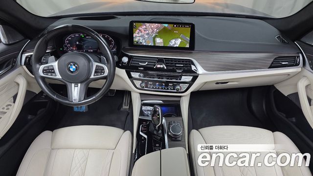 BMW 5 Series (G30) M550i xDrive 2021 — фото 7