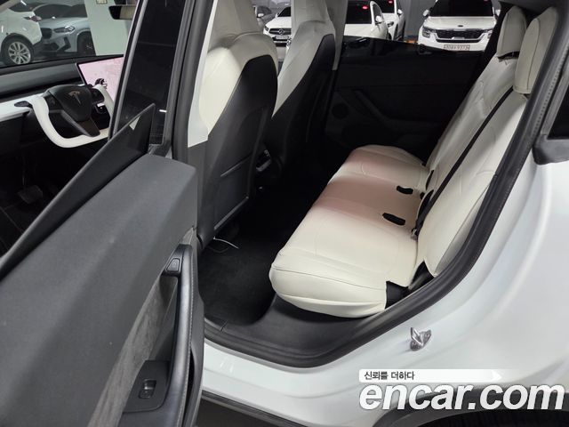 Tesla Model Y Standard Range RWD 2021 — фото 15