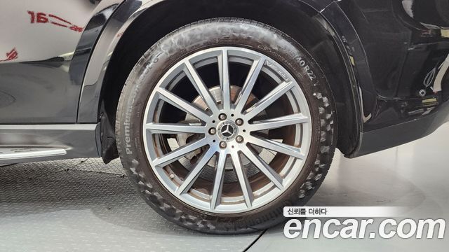 Mercedes-Benz GLS-Class (X167) GLS580 4MATIC 2021 — фото 21