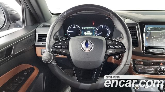 KG Mobility (SsangYong) Rexton Sports Khan Diesel 2.2 4WD Noblesse (5-Link) 2021 — фото 13