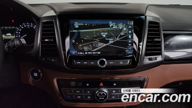 KG Mobility (SsangYong) Rexton Sports Khan Diesel 2.2 4WD Noblesse (5-Link) 2021 — фото 14