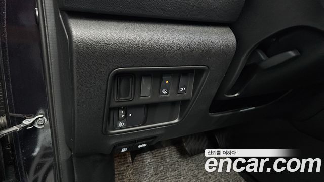 Renault Korea QM6 2.0 GDe RE Signature 2WD 2020 — фото 18