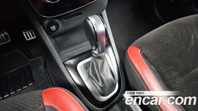 Renault Korea Clio Intens 2018 — фото 9