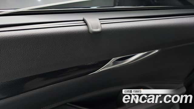 Genesis G80 (RG3) Gasoline 3.5 Turbo AWD 2025 — фото 19
