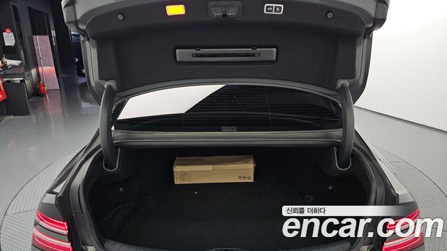 Genesis G80 (RG3) Gasoline 3.5 Turbo AWD 2025 — фото 20