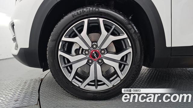 Kia Seltos Gasoline 1.6 Turbo 2WD Signature 2023 — фото 5