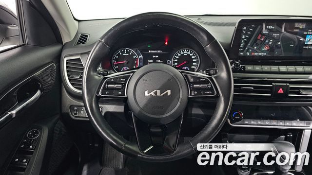 Kia Seltos Gasoline 1.6 Turbo 2WD Signature 2023 — фото 13