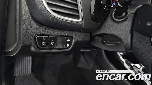 Kia Seltos Gasoline 1.6 Turbo 2WD Signature 2023 — фото 19