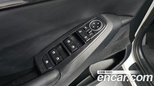 Kia Seltos Gasoline 1.6 Turbo 2WD Signature 2023 — фото 27