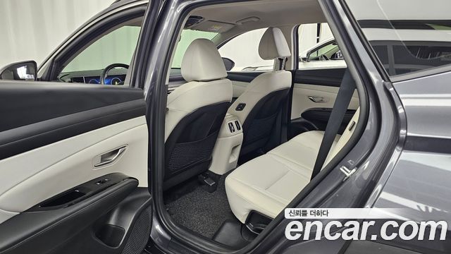 Hyundai Tucson (NX4) Gasoline 1.6 Turbo 2WD Premium 2024 — фото 11