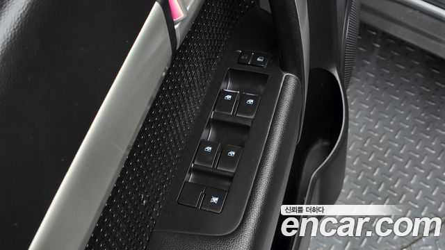 Chevrolet Captiva 2WD LS 2015 — фото 27