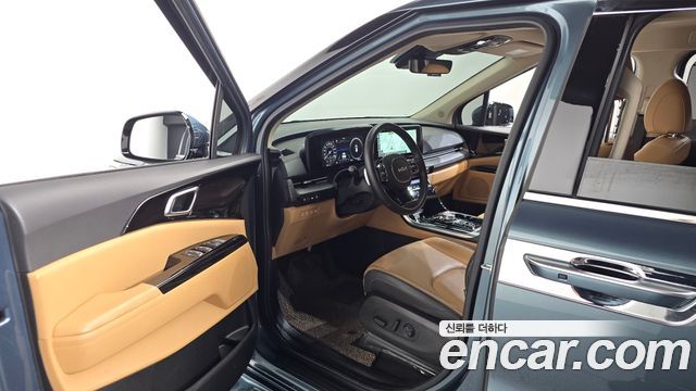 Kia Carnival (IV) Gasoline 9-Seater Noblesse 2023 — фото 10